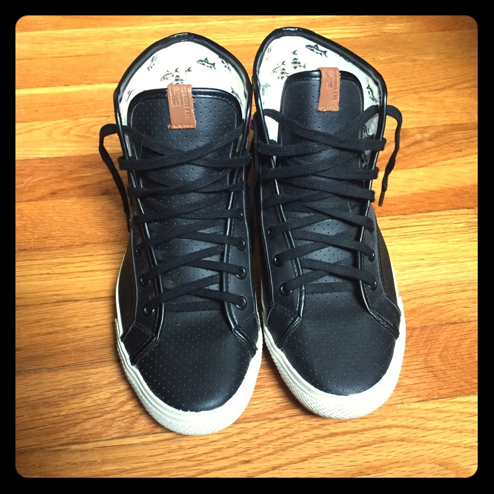 Ben Sherman Black High Tops. Size 9.